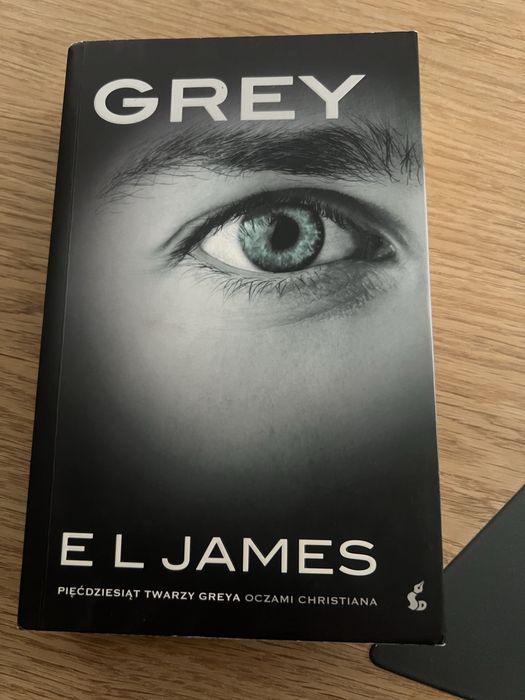 Grey E.l James stan idealny