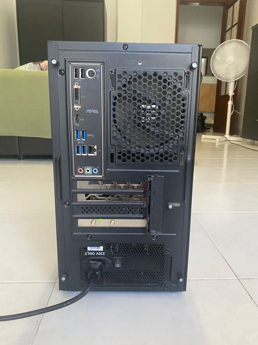 PC GAMER intel core I5-10400F