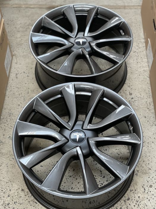 Диски Нові R20/5/114,3 TESLA Model 3 Model Y . В Наявності