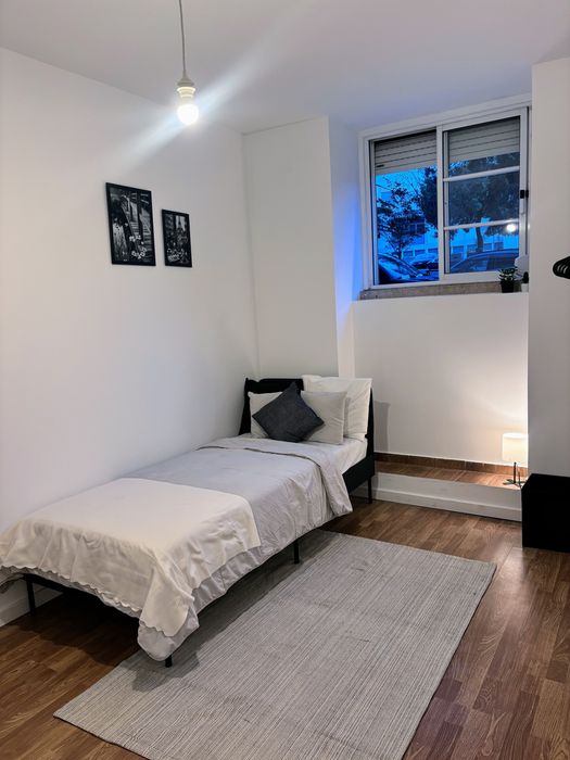 Quarto em Benfica