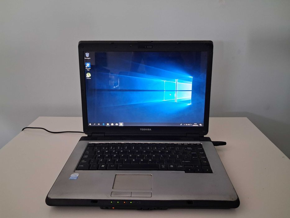 PC Portátil Toshiba Satellite L300 c/ Carregador Original