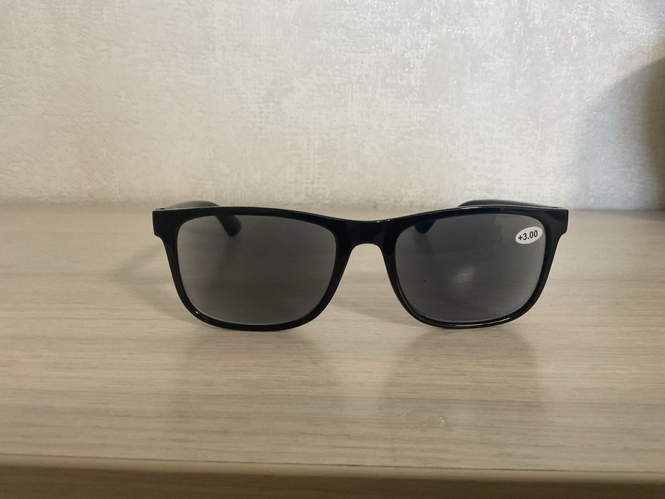 Солнцезащитные очки для чтения с черно-серой линзой +3,0