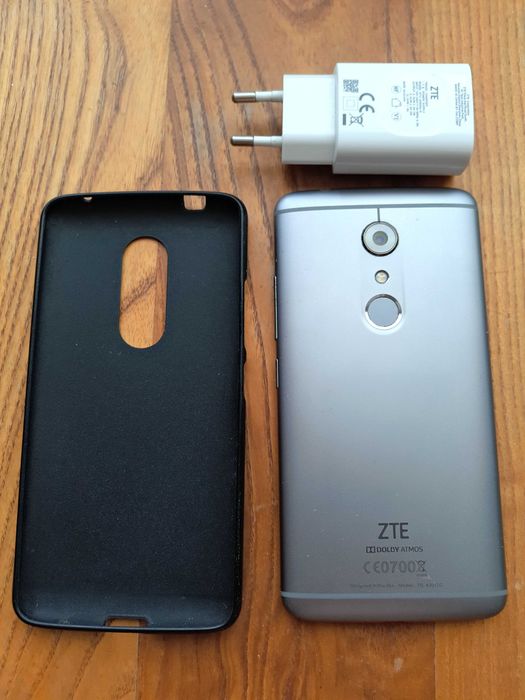 ZTE Axon 7 4/64, Dolby Atmos, Hi-Res аудио, шикарний екран, торг