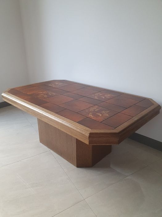 Стіл дубовий з плиткою