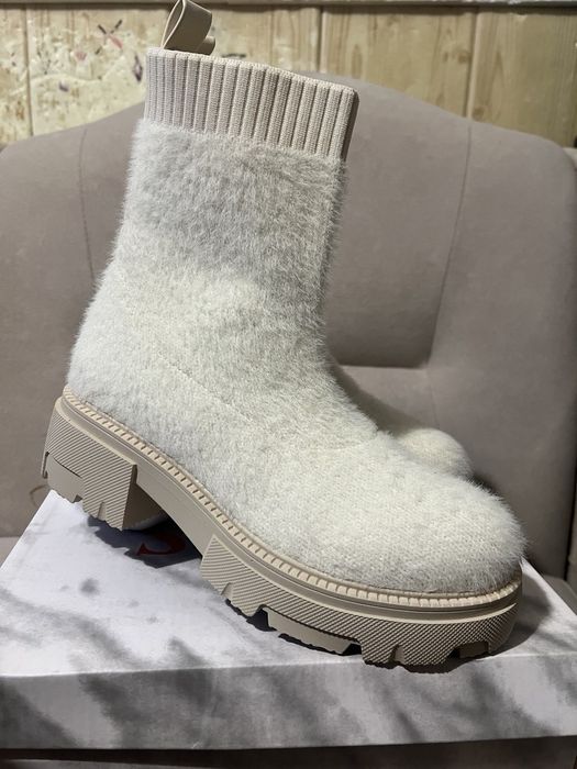 Продам жіночі черевики