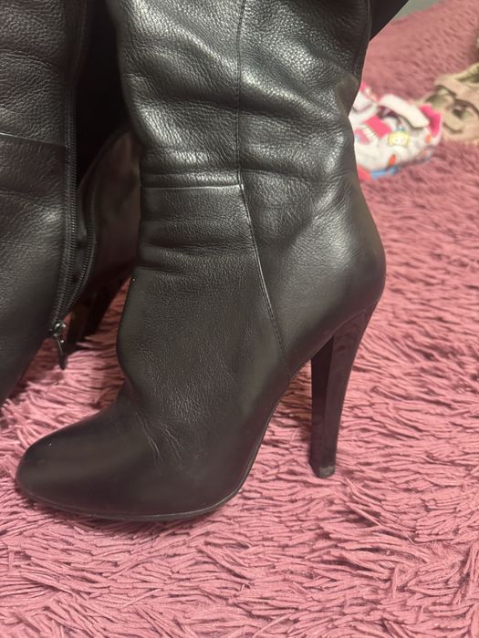 Чоботи жіночі