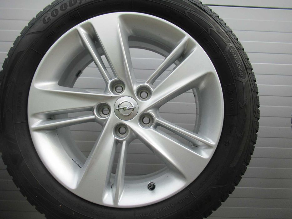 Alu+opony zima R17 OPEL INSIGNIA B ,CASCADA, 5x115 czujniki  2141