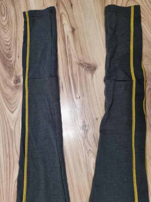 Odzież termiczna legginsy Helly hansen 11-12lat 152cm