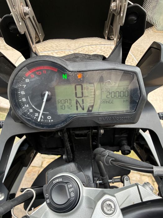 Moto BMW F 750 GS - POUCOS KMS