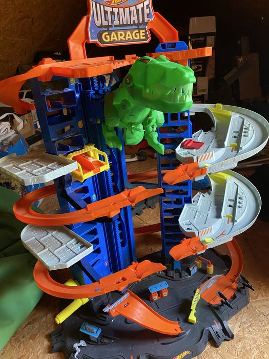 Hotwheels Ultimate Garage