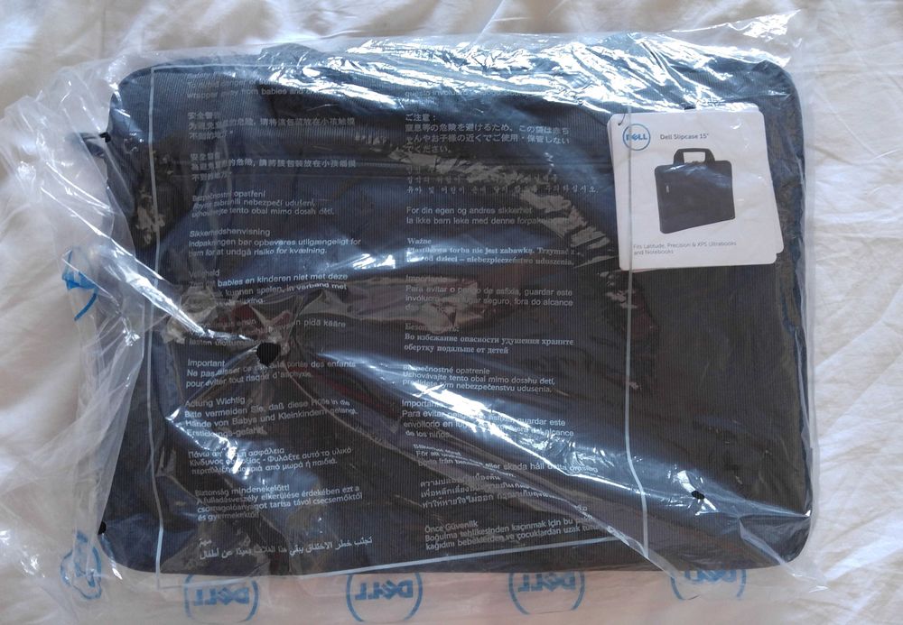 Dell Slipcase 15" (NOVA)