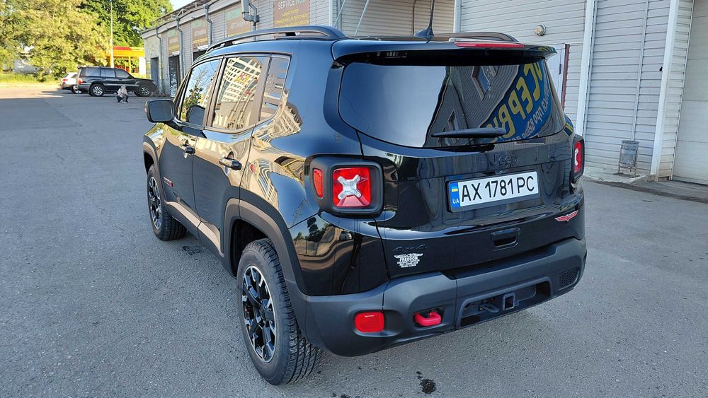 Jeep Renegade Trailhawk 2023 р 12т км пробіг