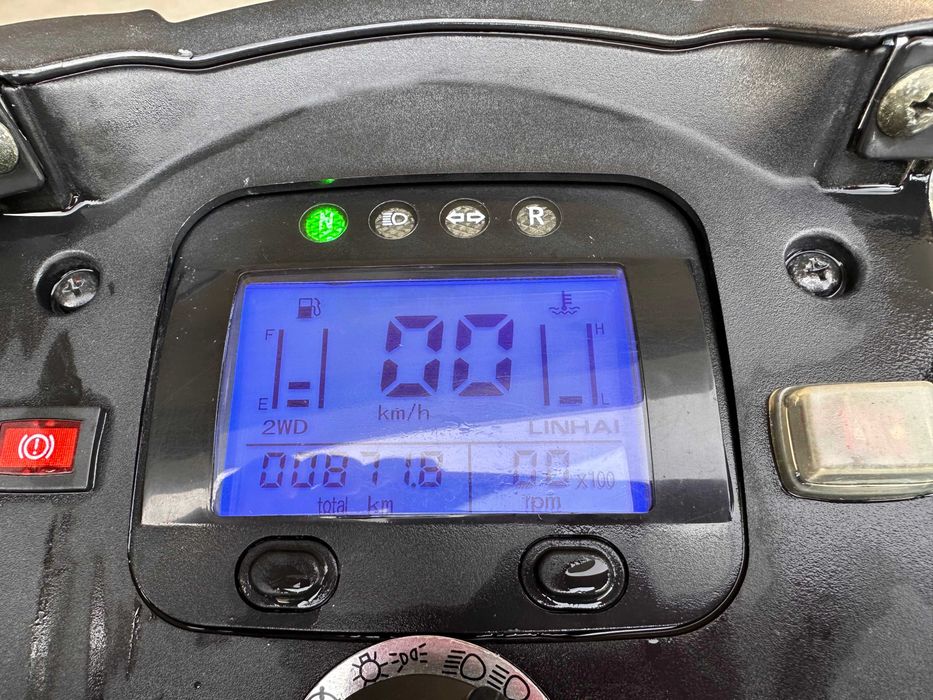 Moto4 Linhai LH300 4X4 C/ Bola de Reboque e Top Case