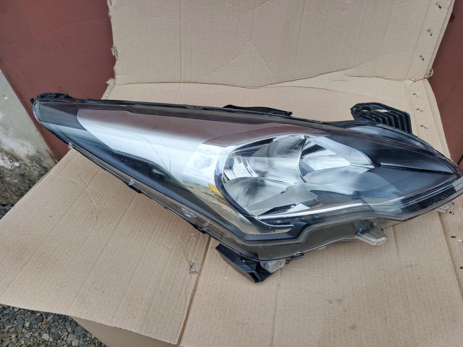 Peugeot 3008 lift lampa prawa europa