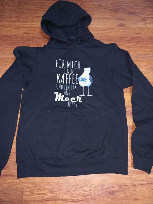 Bluza z kapturem czarna Nowa r.S