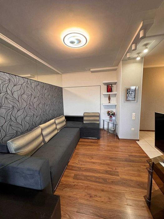 Гарна квартира поруч з ТРЦ Депо