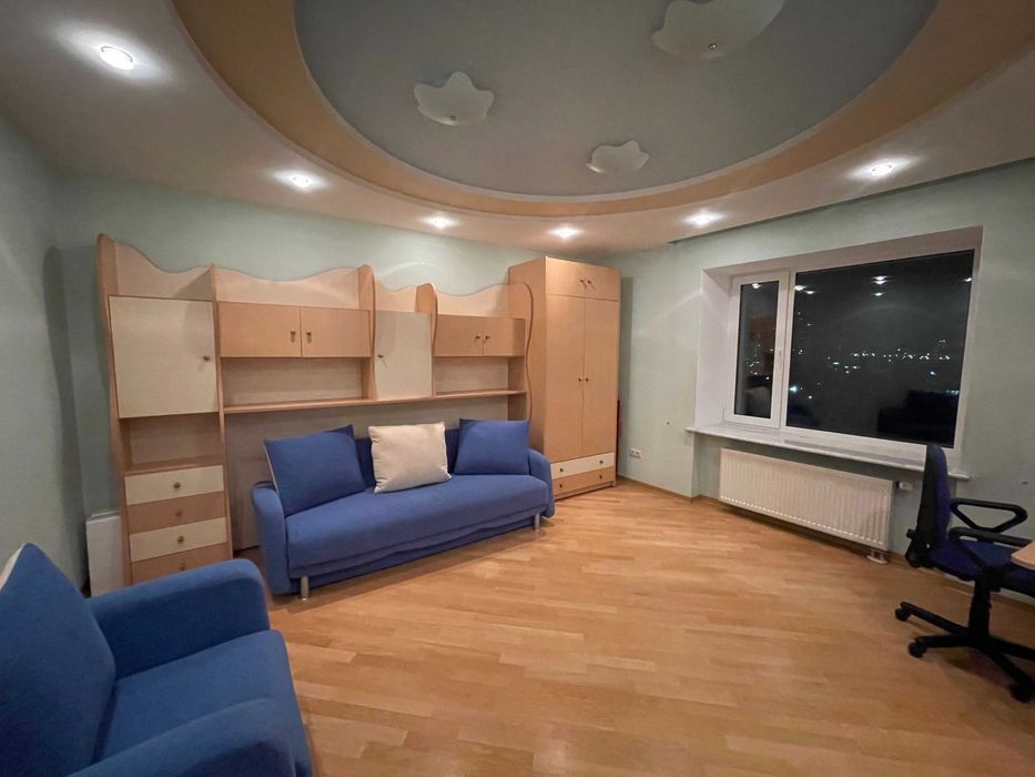 Здам Квартиру Героїв Сталінграда 12д