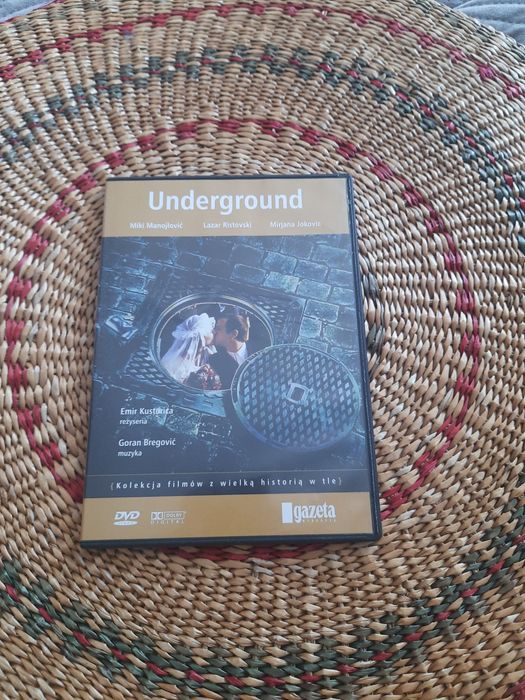 DVD z filmem Underground