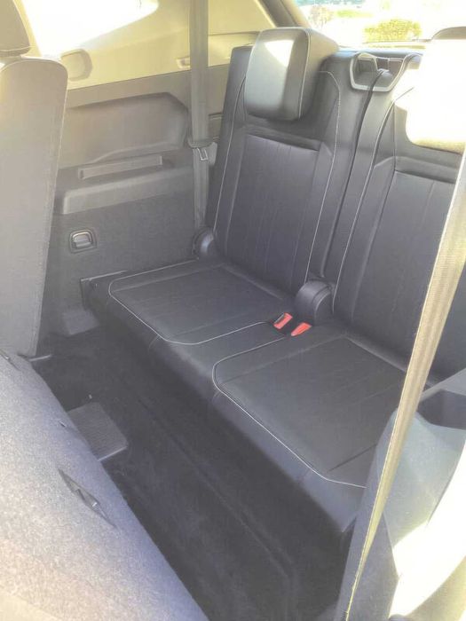 Volkswagen Tiguan      2022