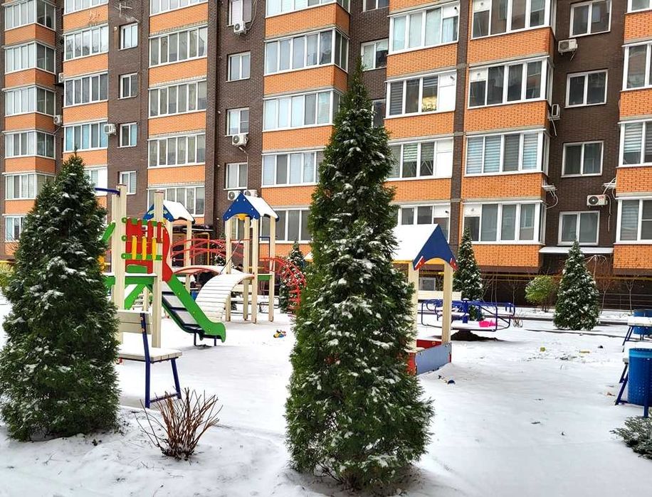 Продажа 2-х к.кв. на этаже кладовка 3,5 кв.м ул. Почтовая д.119, ЖК 1.