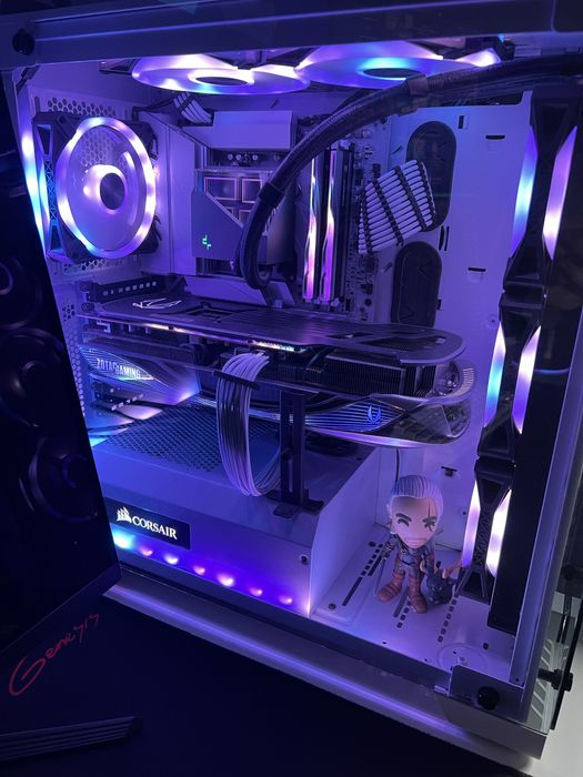 Obudowa Corsair 570X Crystal White