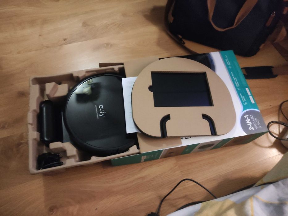Robot sprzątający Eufy RoboVac G10 Hybrid - Nowy