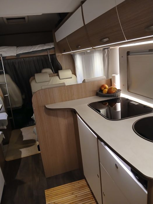 Wynajem Kampera Alkowa 6 osobowy