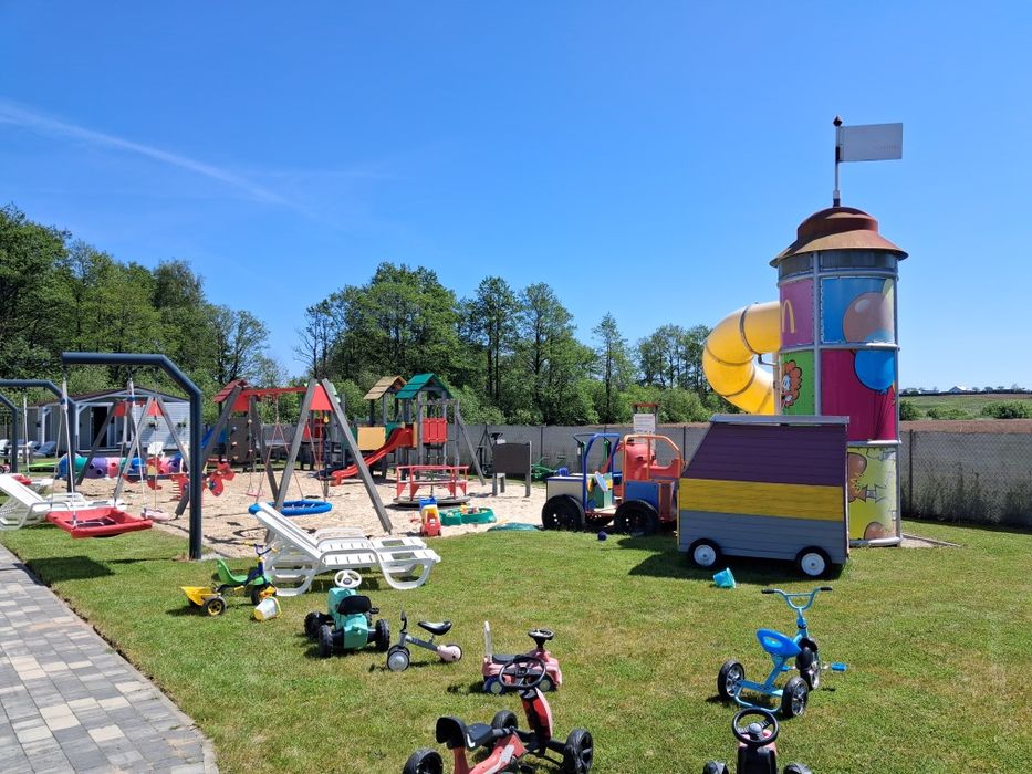 Domki Wakacje nad morzem Sarbinowo plac zabaw