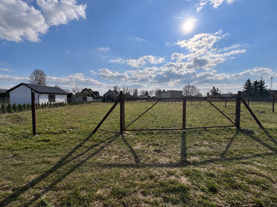 Działka 1006 m² z WZ | 5 min do S5 | 35 min Poznań".
