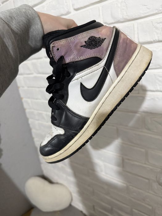 Air Jordan 1 Mid Zen Master