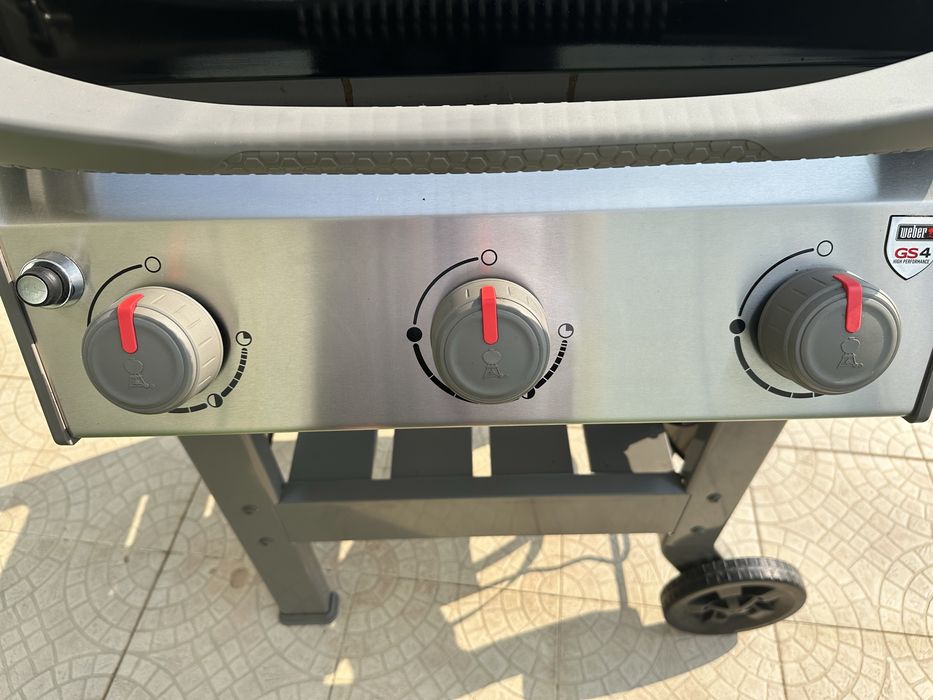 Churrasqueira WEBER SPIRIT II E-320 GBS