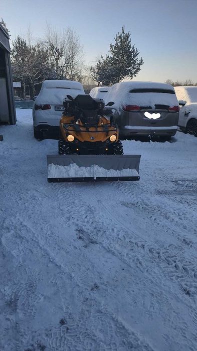 Odśnieżanie quadem