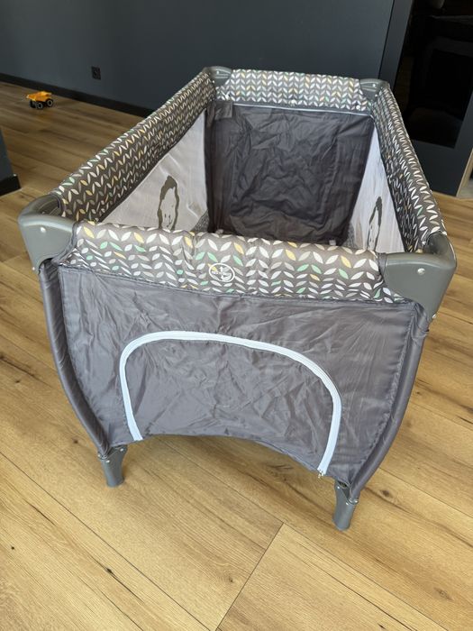 Łóżeczko turystyczne lionelo Sven plus