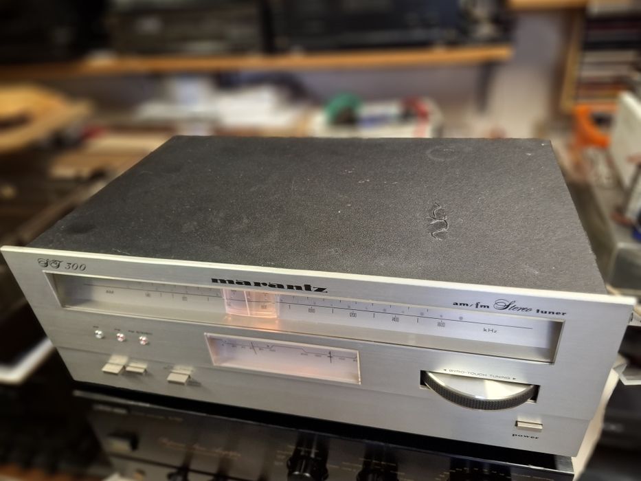 Tuner Marantz SJ-300