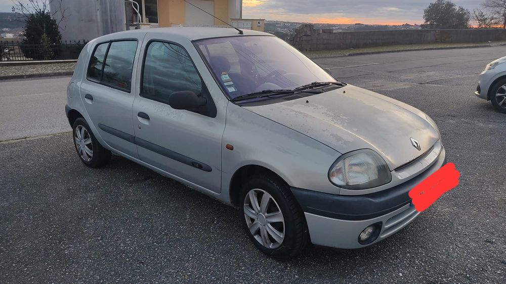 Renault Clio 1.2 RN Gasolina – 500€