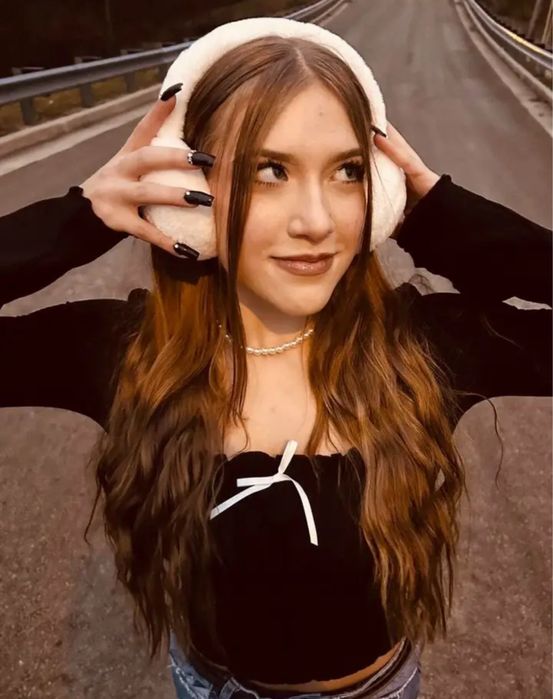 блуза чорна з широким рукавом