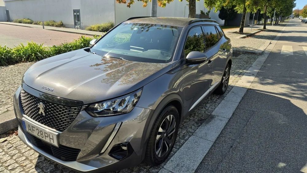 Peugeot 2008 1.2 PureTech Allure