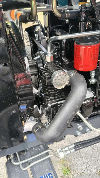 Трактор БУЛАТ TY244R Булат 244 рівна підлога реверс примусова навіска компресор з ресивером 2026