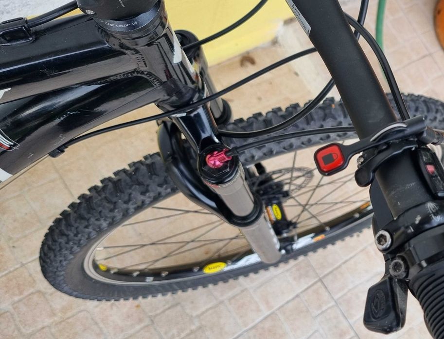 Specialized Stumpjumper , Manitou R7, Mavic Cross, Deore LX Hollowtech