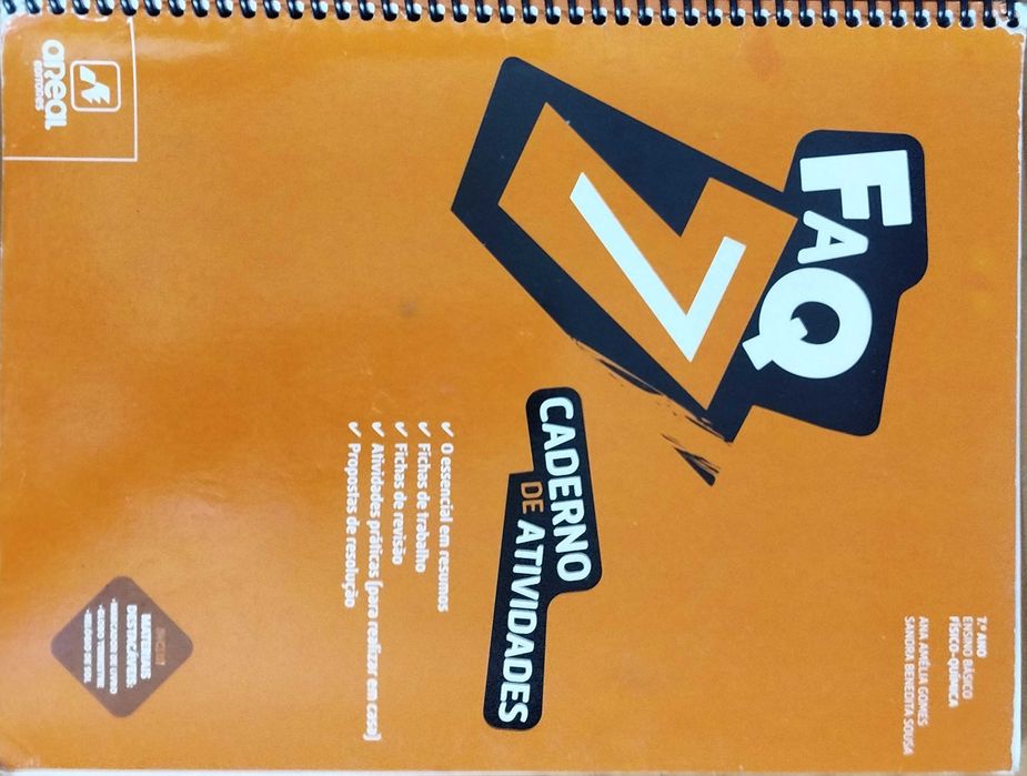 Livros escolares de actividades do 7º ano