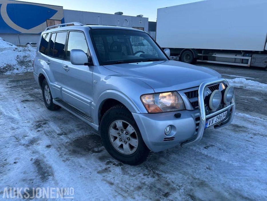 Mitsubishi Pajero 2005p 3.2TDI з Норвегії для ЗСУ