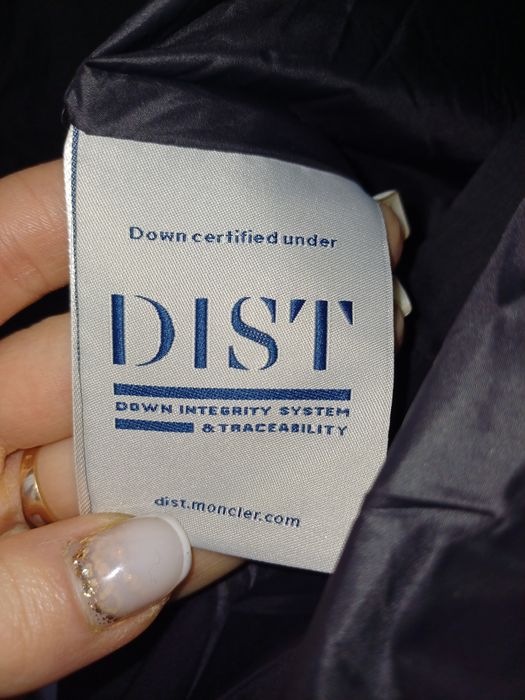 Moncler куртка оригинал