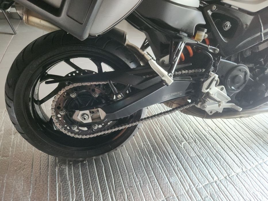 Mota BMW F 800 R rigorosamente Impecável e com revisão feita