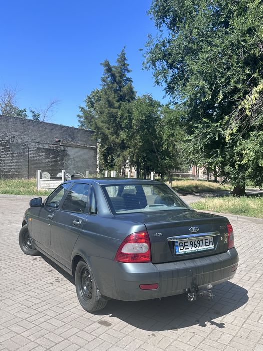 Продам Lada Priopa 2011