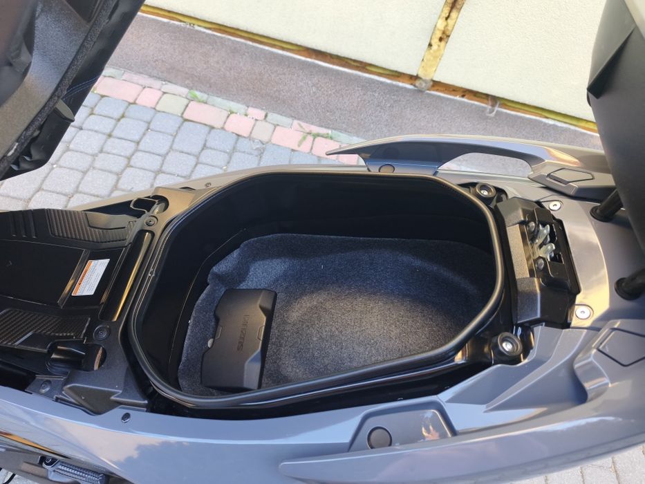 Suzuki Burgman 400 cesja