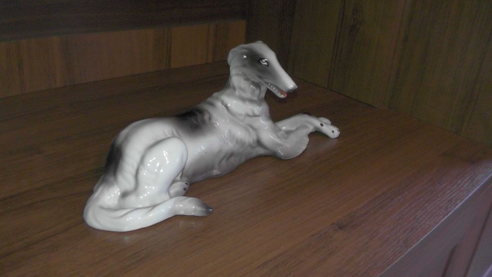 Ceramiczna figurka psa