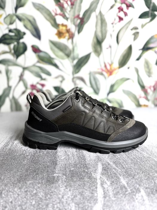 Кросівки чоловічі Grisport 43(27)