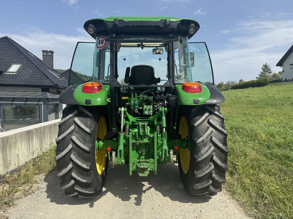 John Deere 5080M
