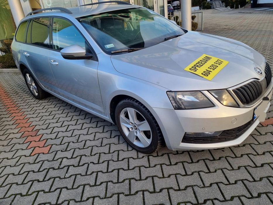 Skoda Octavia Faktura VAT 23% Wyprzedaż floty