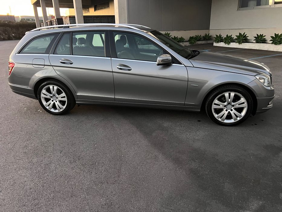 Mercedes-Benz C220